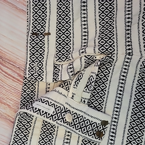 LOFT Riviera print striped shorts - Picture 5 of 13